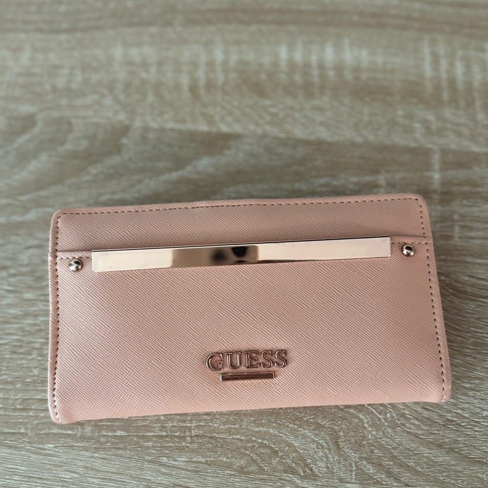 Guess wallet